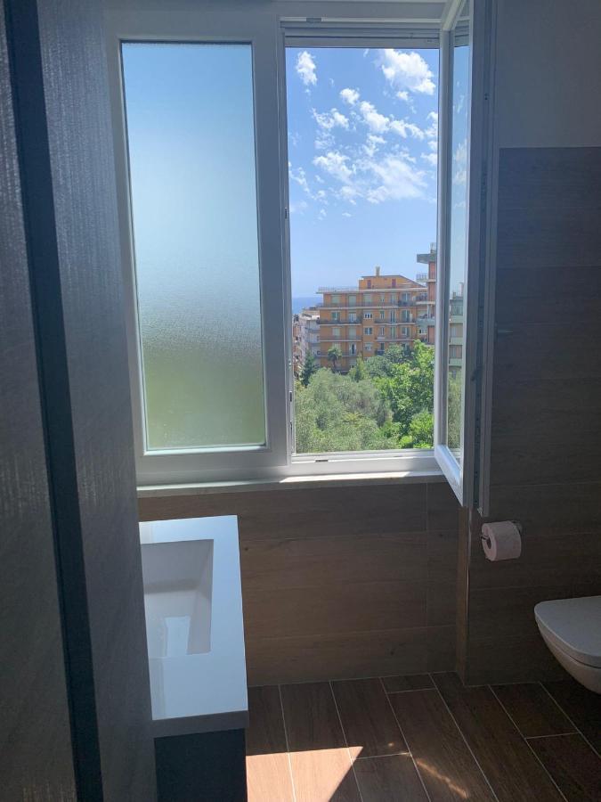 Apartmán Terrazza Sul Mare In Via Devoto Chiavari Exteriér fotografie