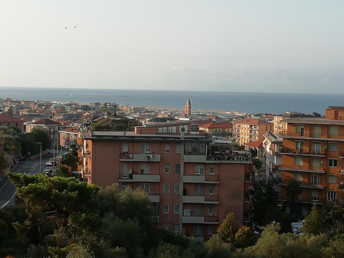Apartmán Terrazza Sul Mare In Via Devoto Chiavari Exteriér fotografie